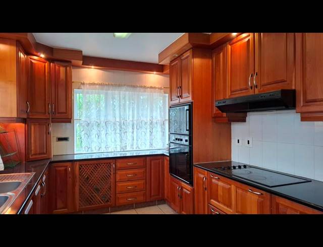 3 BEDROOM PROPERTY TO RENT IN SYDENHAM